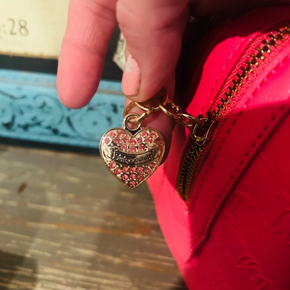 🩷Juicy Couture 🩷ALL ABOUT THAT BLING SATCHEL 🩷